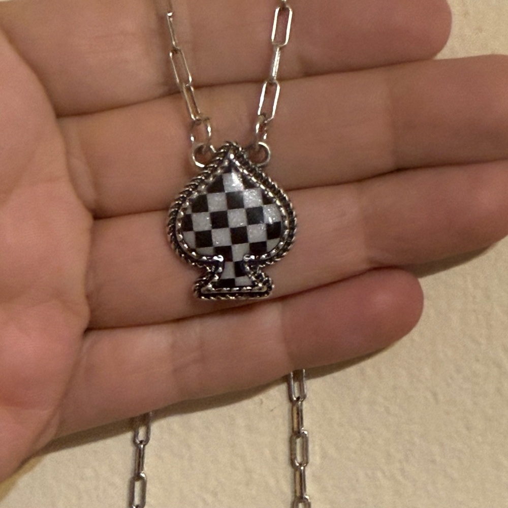 🔥Checkered Spade Pendant Necklace🔥 BRAND NEW! - Picture 2 of 3